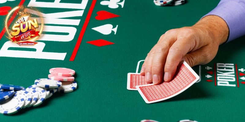Mẹo chơi Poker hiệu quả cho người mới